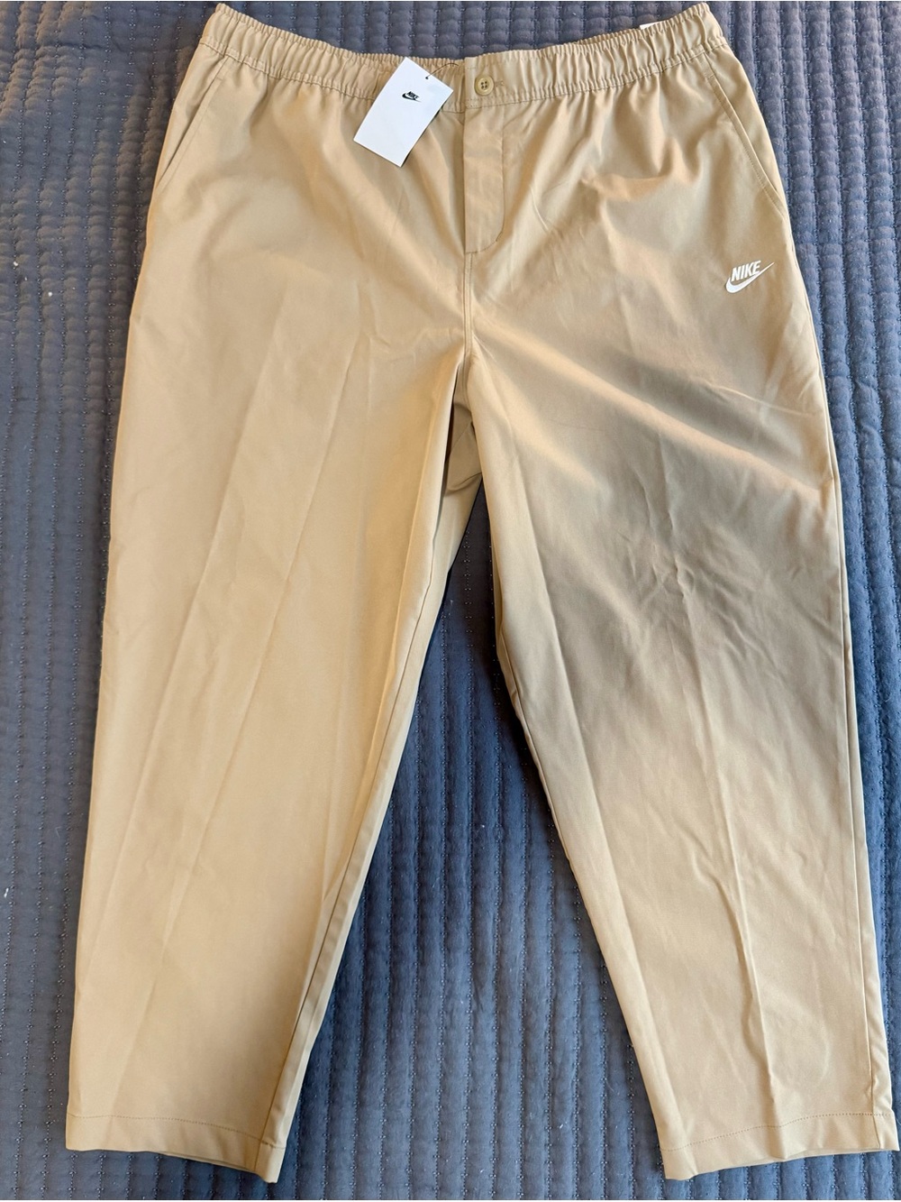 Nike Men’s Khaki Elastic Waist Chino Pants